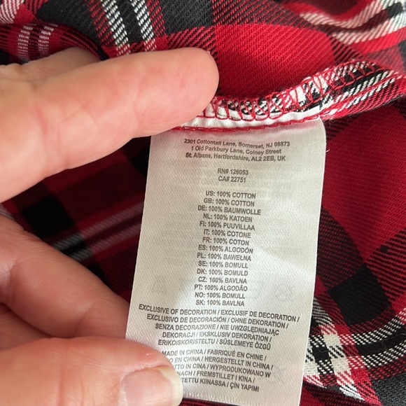 Atlanta Falcons Flannel Shirt Red Black White Plaid Men's 2XL NFL NEW - Picture 9 of 9